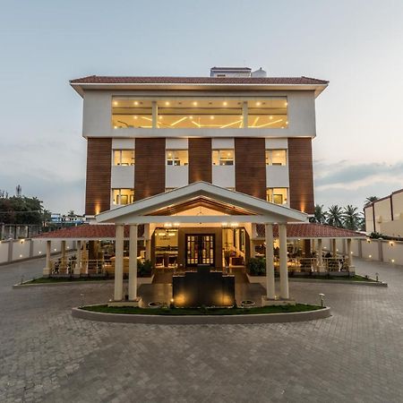Hotel Aadrika Чикмагалур Екстер'єр фото