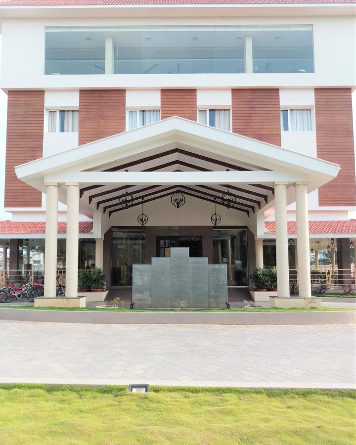 Hotel Aadrika Чикмагалур Екстер'єр фото