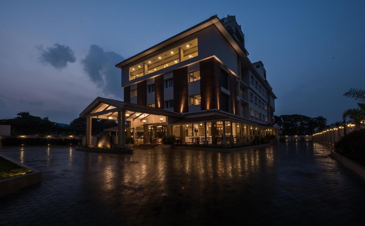 Hotel Aadrika Чикмагалур Екстер'єр фото