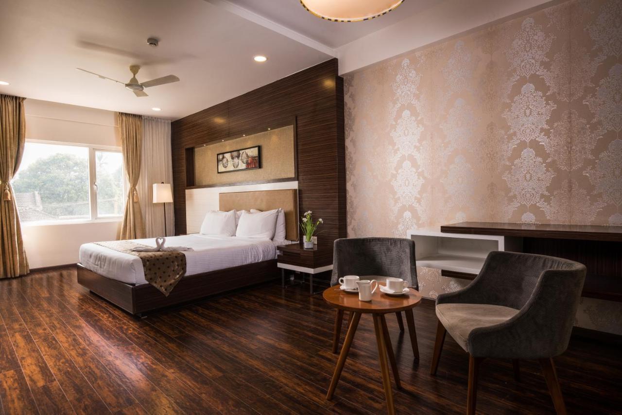 Hotel Aadrika Чикмагалур Екстер'єр фото