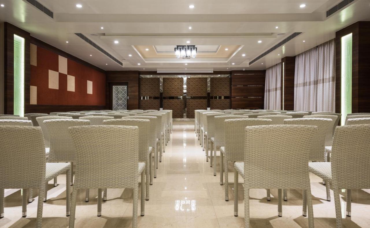 Hotel Aadrika Чикмагалур Екстер'єр фото